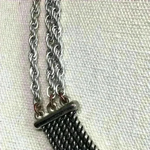 Vintage Silver Tone Necklace - Picture 3 of 5